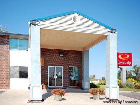 Rodeway Inn Brush Exterior photo